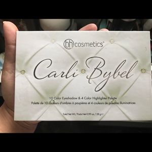 BH cosmetics eyeshadow and highlighter pallet